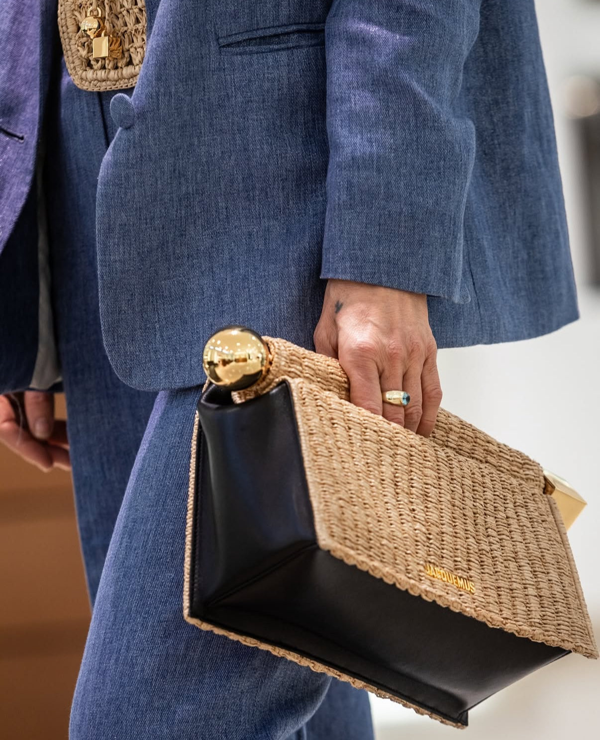 JQ Tasche - VIBE & VOGUE